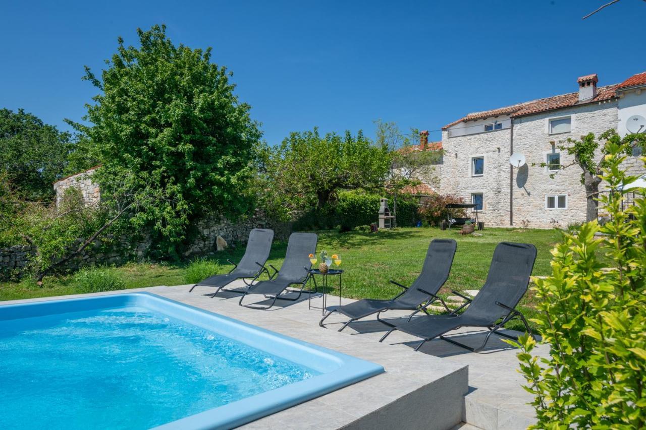 Holiday Home Dide Канфанар Экстерьер фото