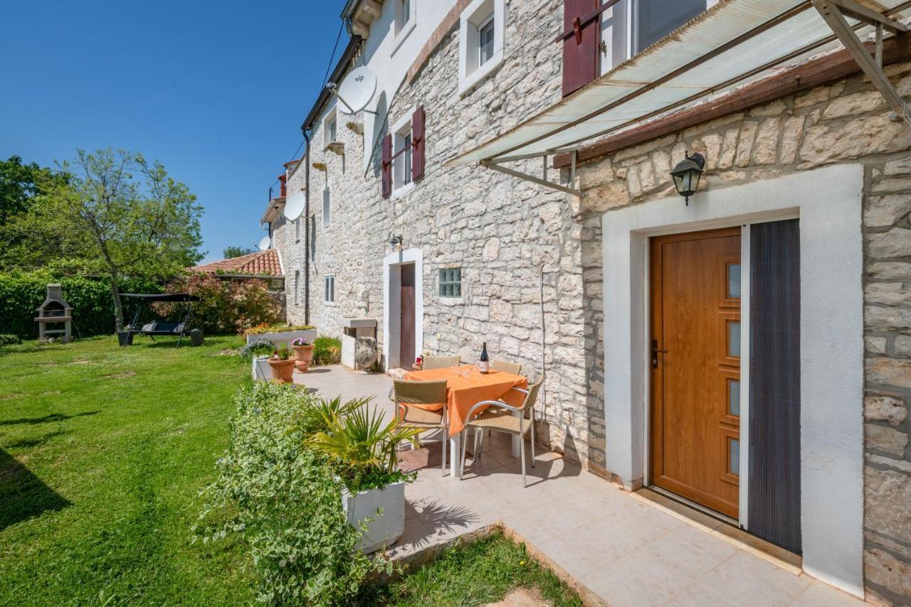 Holiday Home Dide Канфанар Экстерьер фото