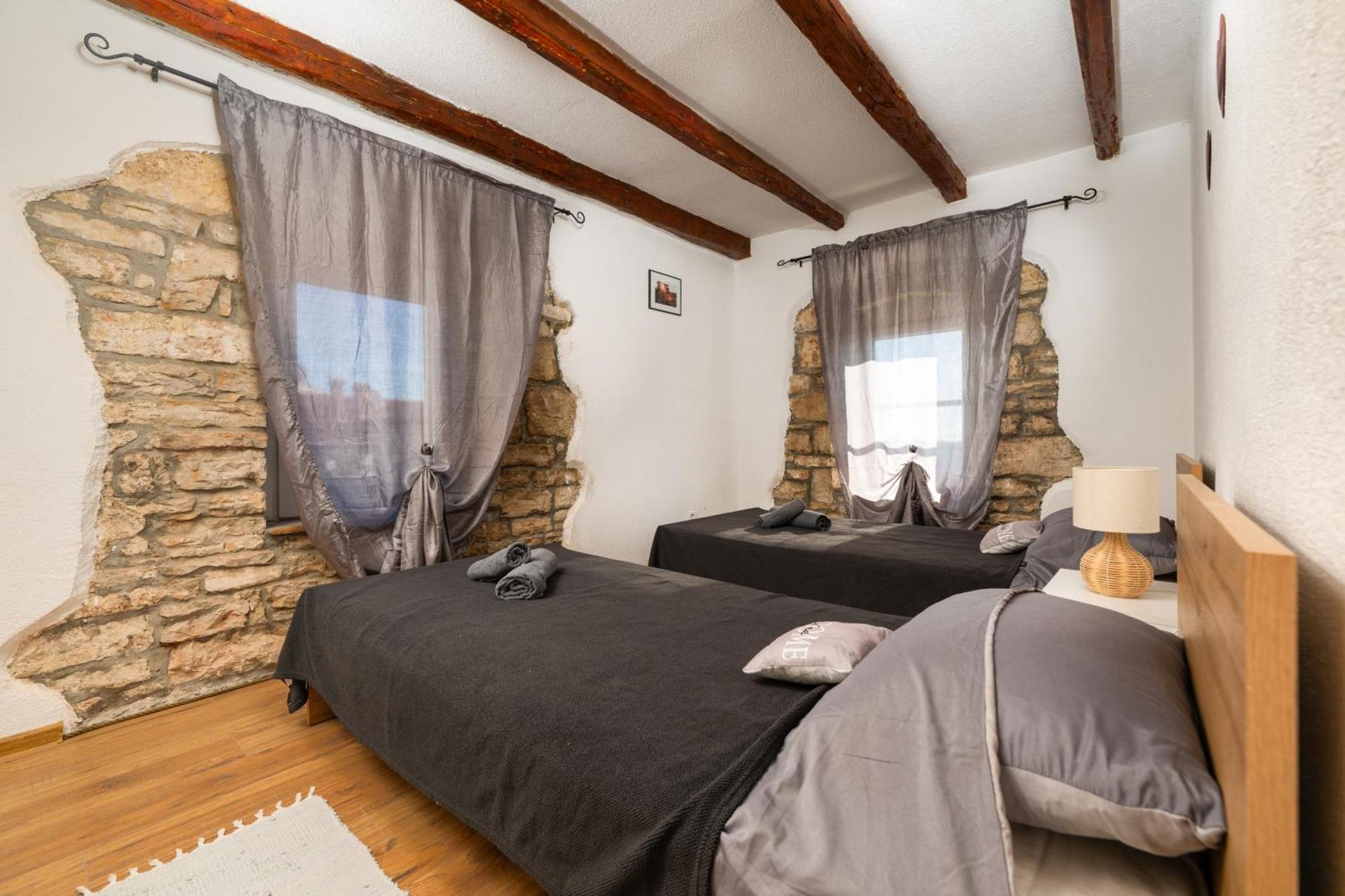 Holiday Home Dide Канфанар Экстерьер фото